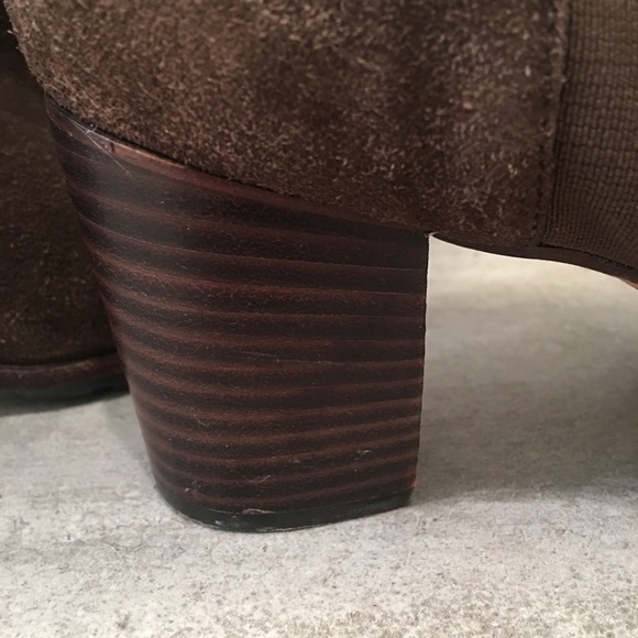 Cole Haan Suede Brown Callab Booties Sz 9.5B - Picture 7 of 8